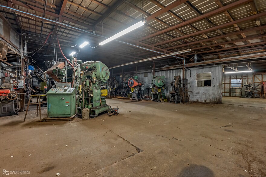 More Photos Of 1326 East St, Minden Industrial For Sale