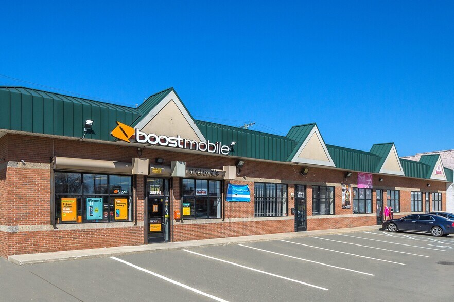 More Photos Of 13323 Livernois Ave, Detroit Unknown For Lease