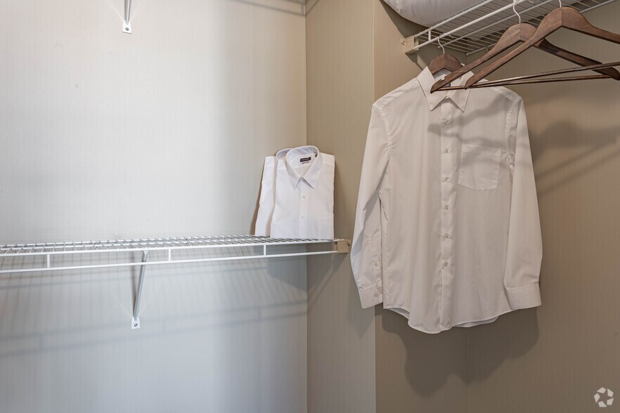 More Photos Of 7650 SE 27th St, Mercer Island Apartments For Lease