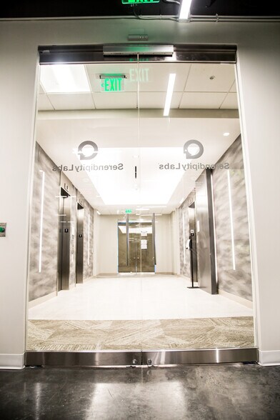 More Photos Of 75 Port City Lndg, Mount Pleasant Office For Lease