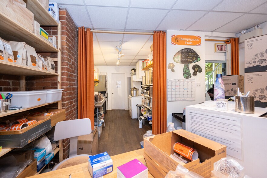 More Photos Of 4320-4324 St Saint-Denis, Montréal Multifamily For Sale