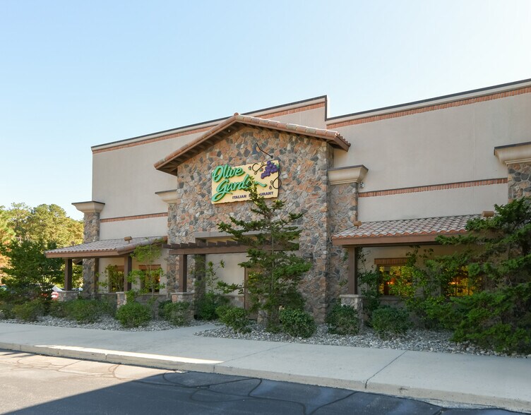 More Photos Of 10564 US Hwy 15-501, Southern Pines Unknown For Lease