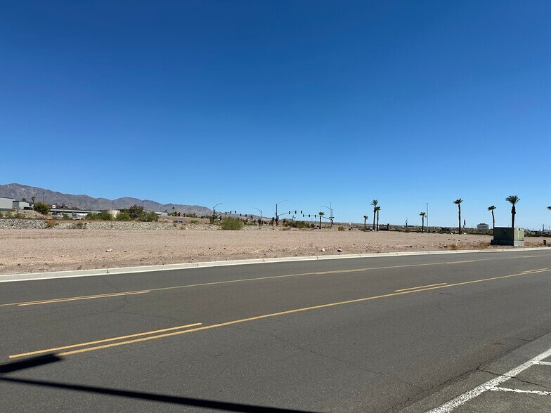More Photos Of 5621 Arizona 95, Lake Havasu City Land For Sale