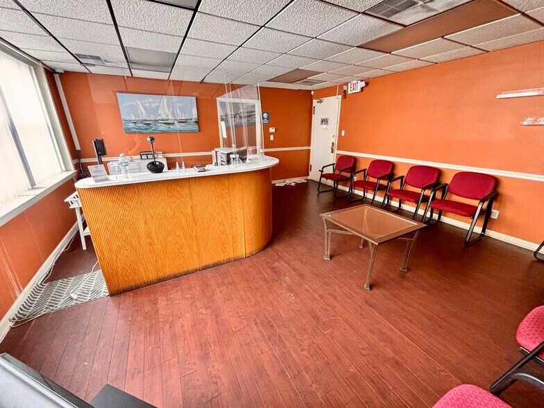 More Photos Of 4900-4902 Bergenline Ave, Union City Storefront Retail Office For Lease