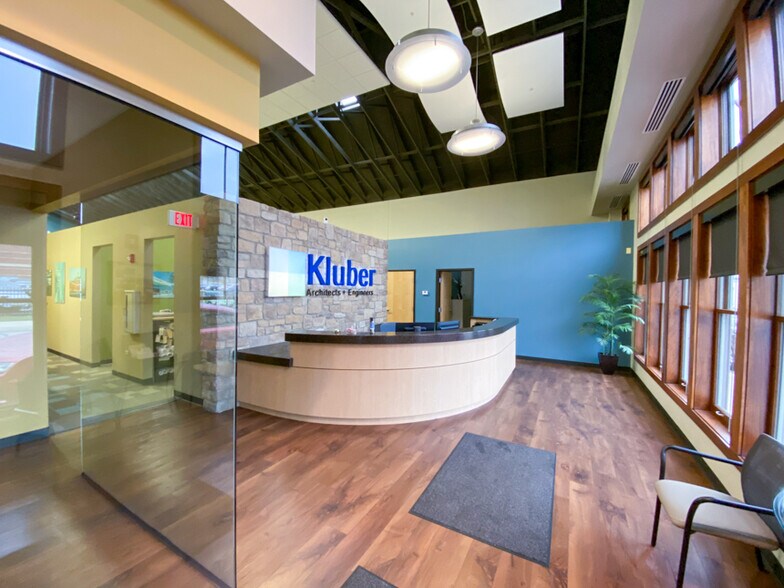 More Photos Of 10 S Shumway Ave, Batavia Office For Lease