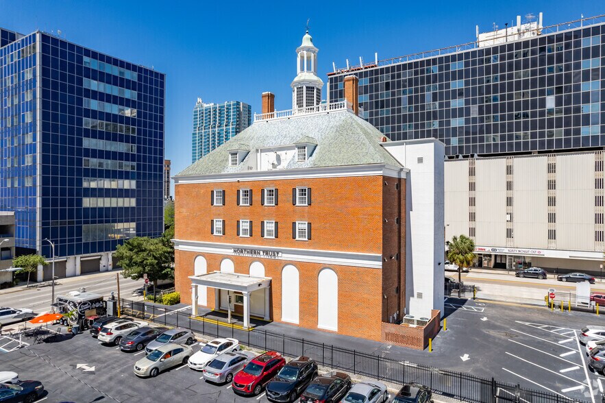 More Photos Of 425 N Florida Ave, Tampa Office For Lease