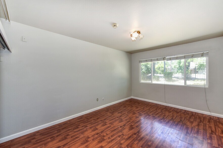 More Photos Of 7710 Sunset Ave, Fair Oaks Assisted Living For Sale