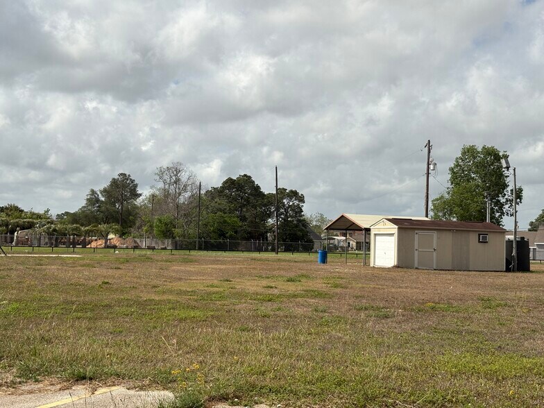More Photos Of 3600 Gulf Fwy, La Marque Land For Lease