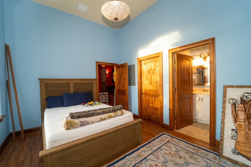 More Photos Of 5909 N Ocean Shore Blvd, Palm Coast Office Residential For Sale