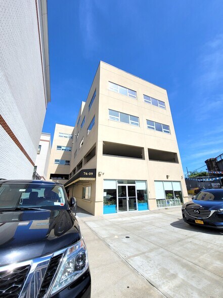 More Photos Of 76-09 Queens Blvd, Elmhurst Office For Lease