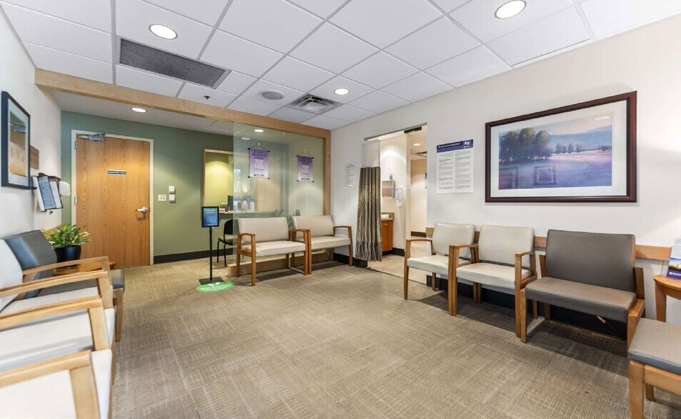 More Photos Of 3300 State St, Salem Medical For Sale