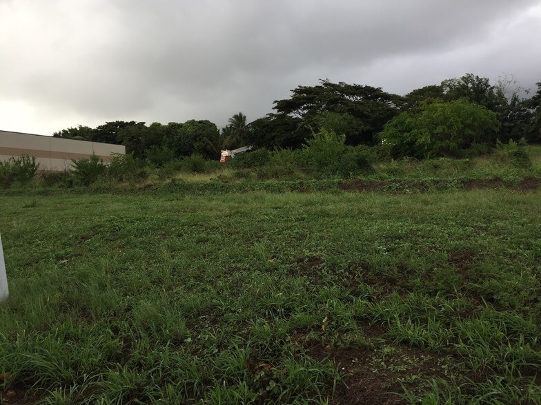 More Photos Of 26 Laa St, Kahului Land For Sale