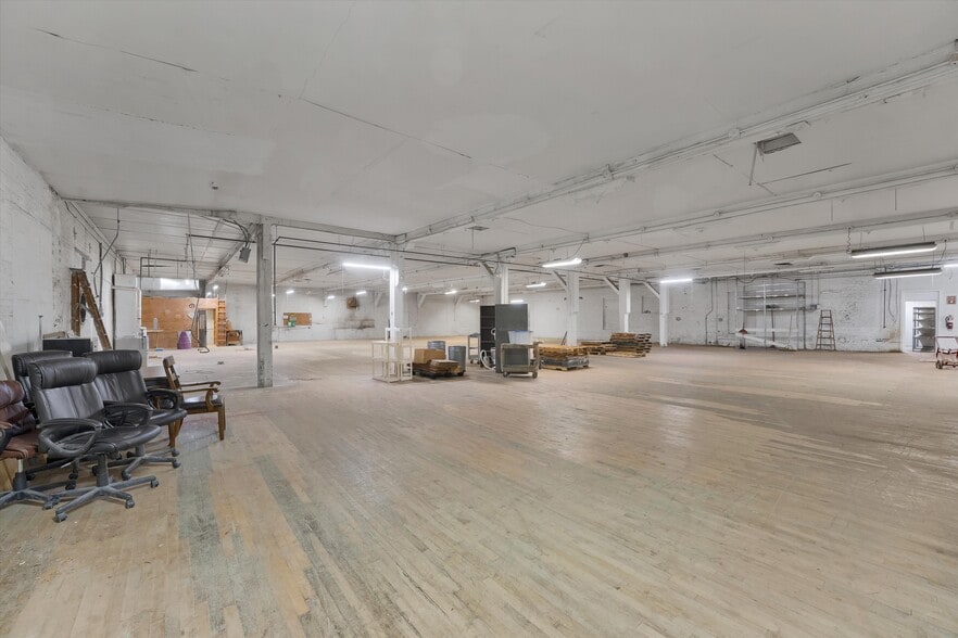 More Photos Of 602-620 Tacoma St, Allentown Manufacturing For Sale