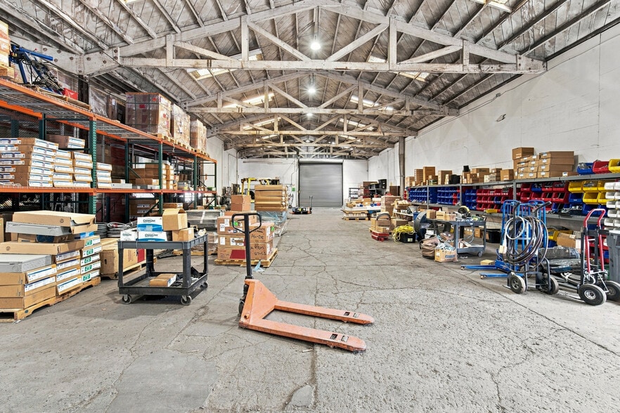 More Photos Of 2205 Rice Ave, West Sacramento Warehouse For Sale
