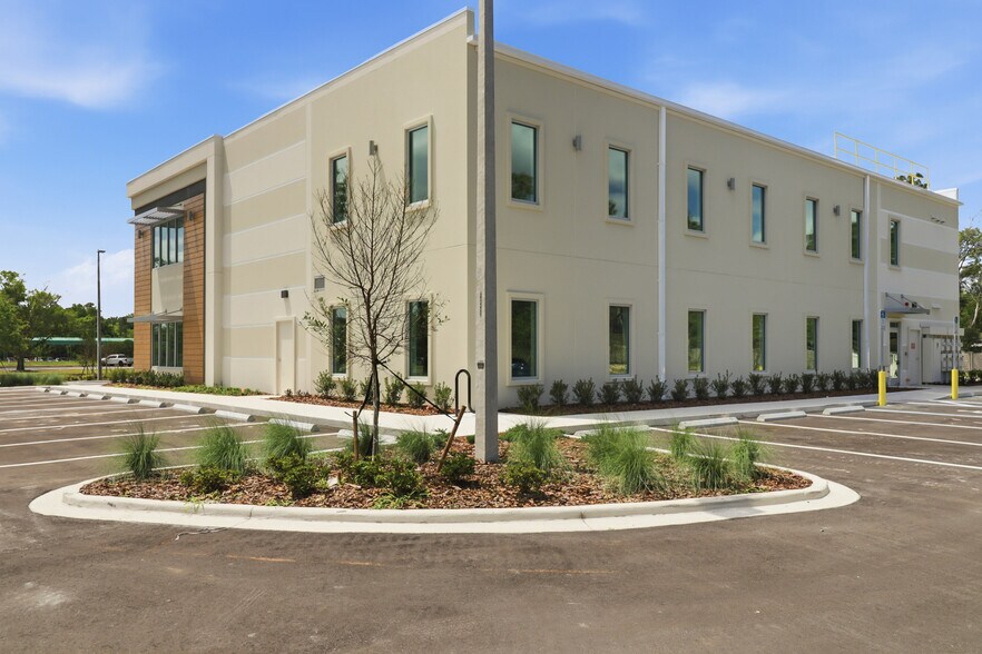 More Photos Of 3416 W Lake Mary Blvd, Lake Mary Medical For Sale