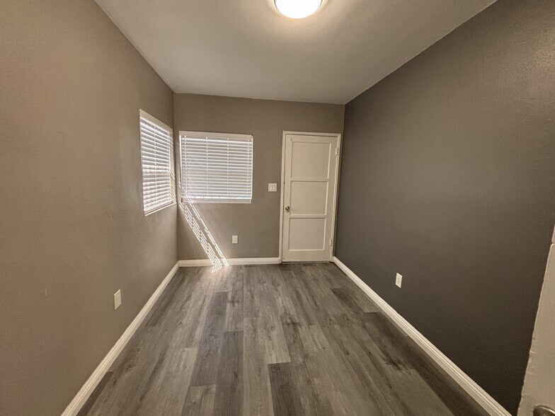 More Photos Of 1000 N Sloan Ave, Compton Multifamily For Sale