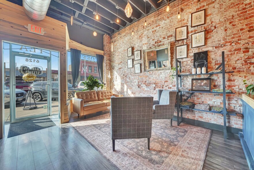 More Photos Of 6128 Havelock Ave, Lincoln Storefront Retail Office For Lease