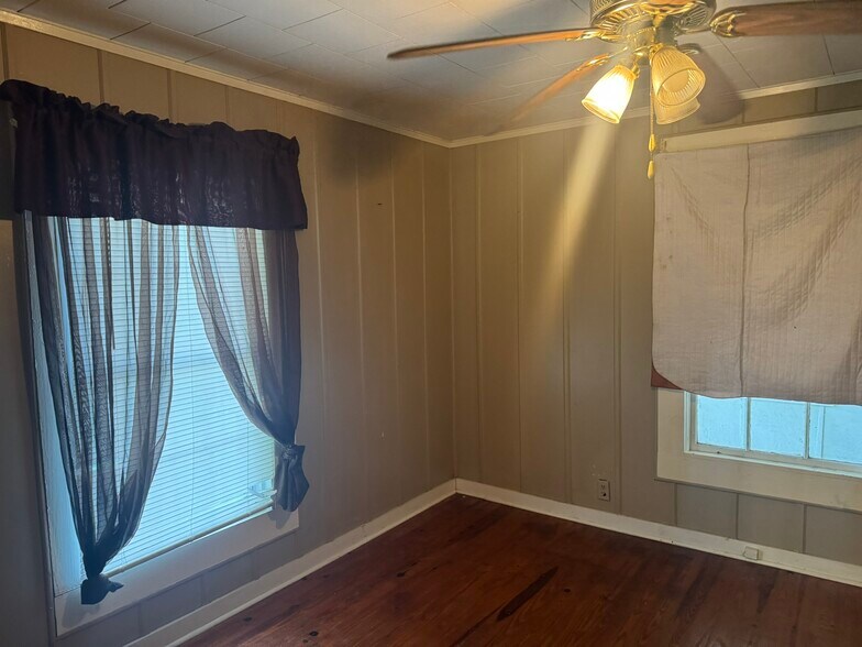 More Photos Of 11150 Highway 97, Century Land For Sale