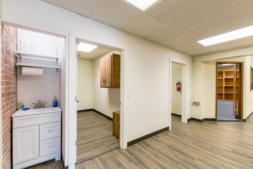 More Photos Of 424 S Main St, Troy Bank For Sale