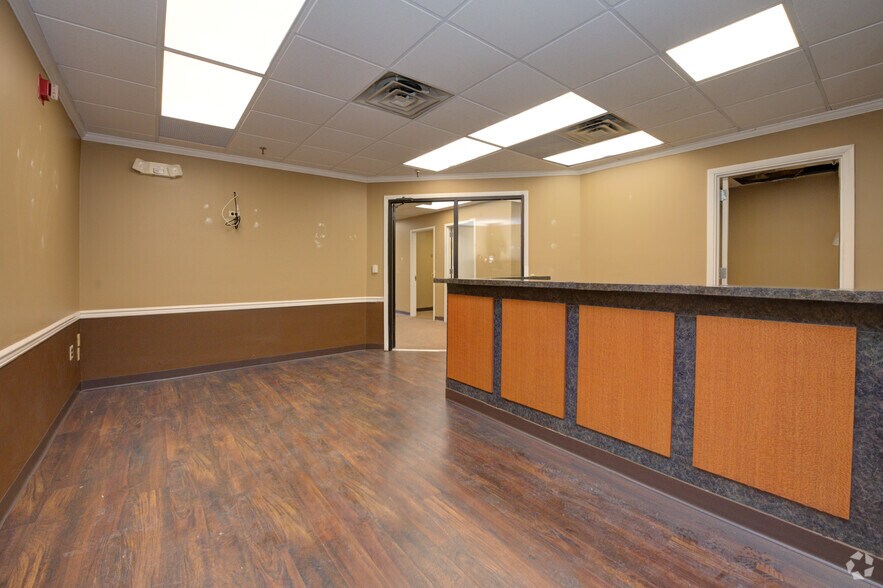 More Photos Of 23-00 State Route 208, Fair Lawn Coworking Space