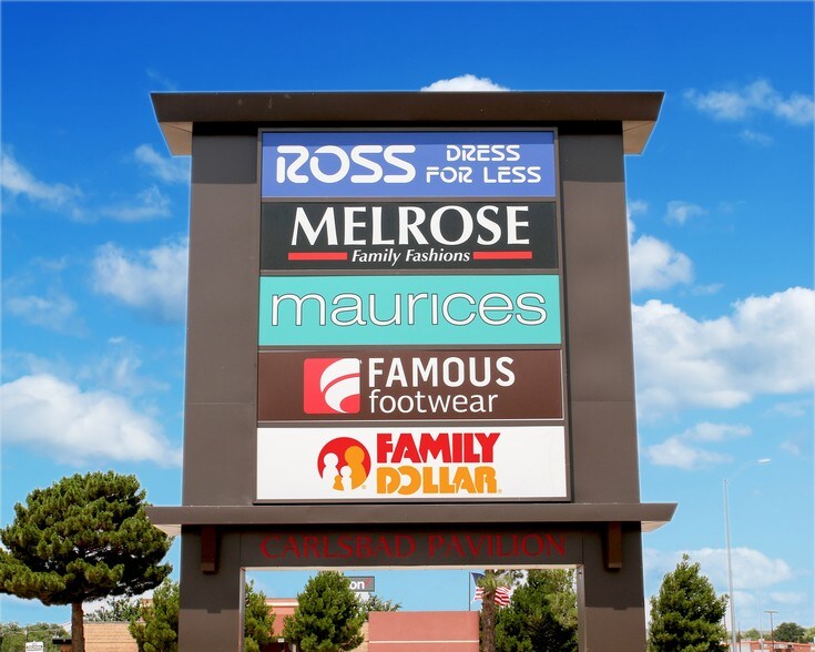 More Photos Of 801-811 W Pierce St, Carlsbad Department Store For Sale