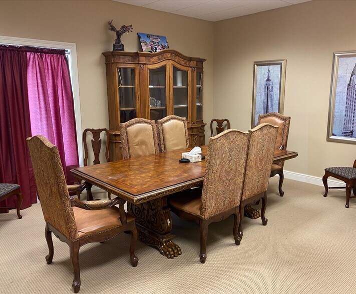 More Photos Of 1150 Expressway Dr, Pineville Loft Creative Space For Lease