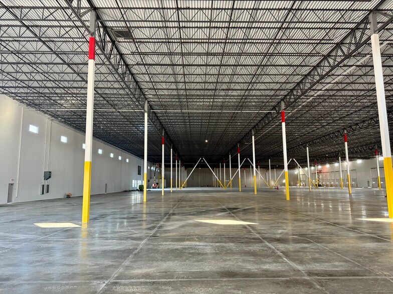 More Photos Of NW 44th, Ocala Unknown For Lease