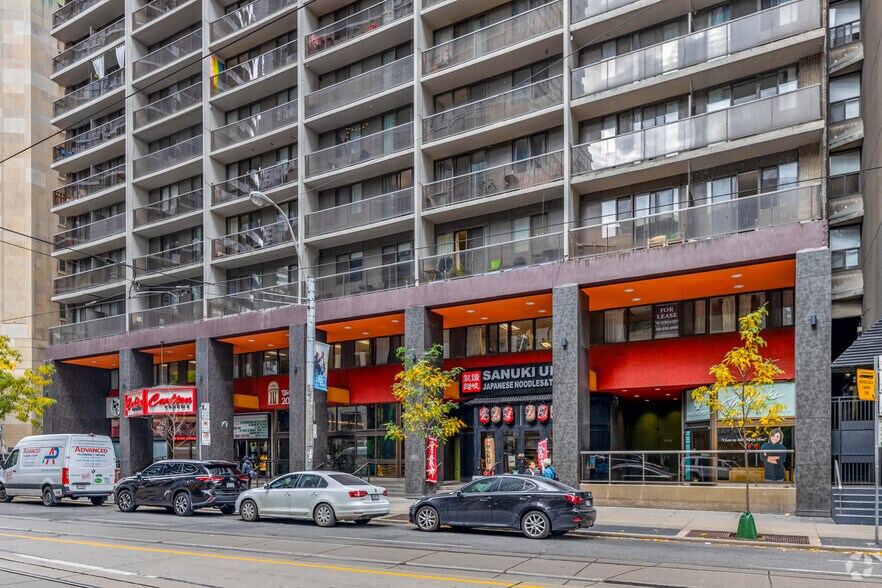 More Photos Of 20 Carlton Street, 25 Wood St, Toronto Apartments For Lease