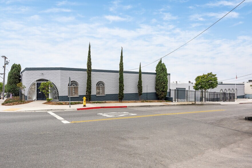 More Photos Of , Signal Hill Industrial For Sale