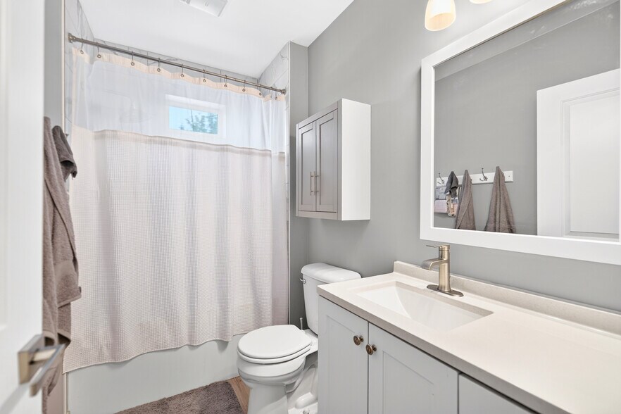 More Photos Of 501 Glenwood Ave, Ambridge Multifamily For Sale