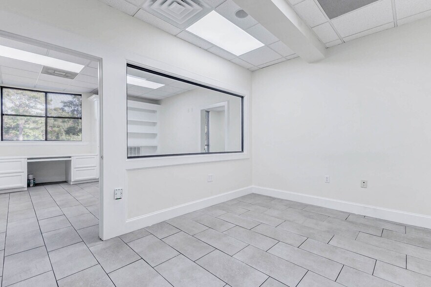 More Photos Of 12837 Louetta Rd, Cypress Office For Lease