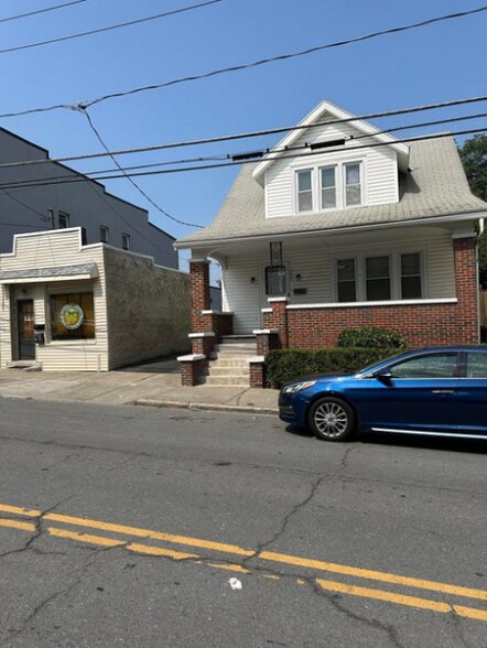 More Photos Of 2303 15th St, Troy Storefront For Sale