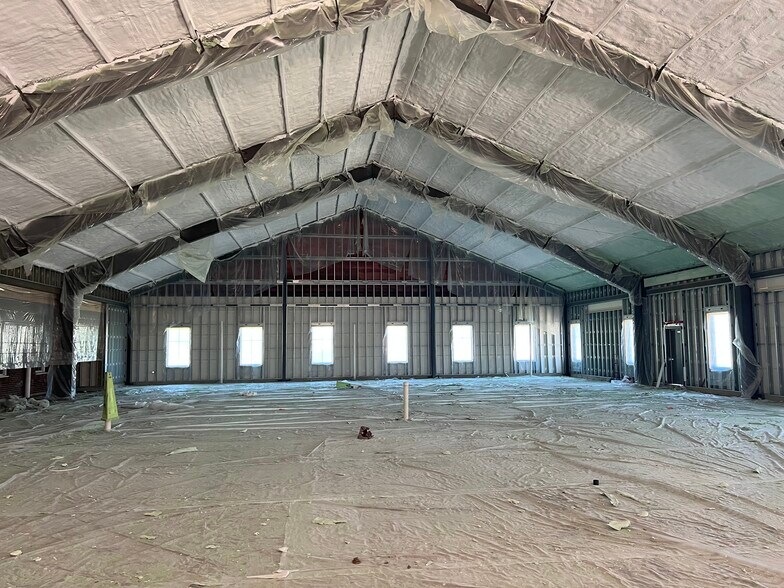 More Photos Of 13 Sycamore Way, Branford Manufacturing For Lease