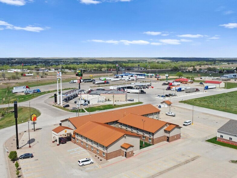 More Photos Of 500 E A St, Ogallala Hotel For Sale