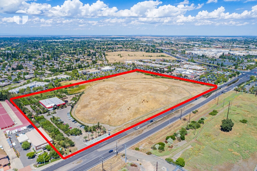 More Photos Of 901-903 Galleria Blvd, Roseville General Retail For Lease