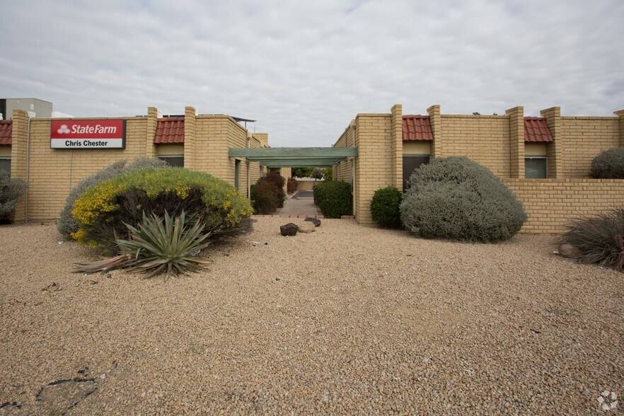 More Photos Of 3040 E Cactus Rd, Phoenix Office For Lease