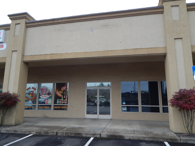 More Photos Of 145 Myrtle St, Sutherlin Unknown For Lease