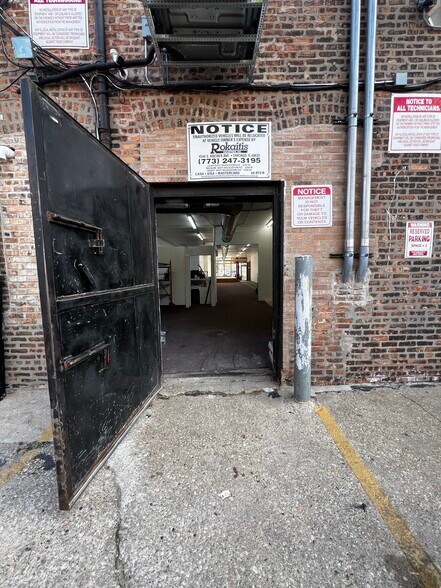 More Photos Of 3140 W 59th St, Chicago Apartments For Lease