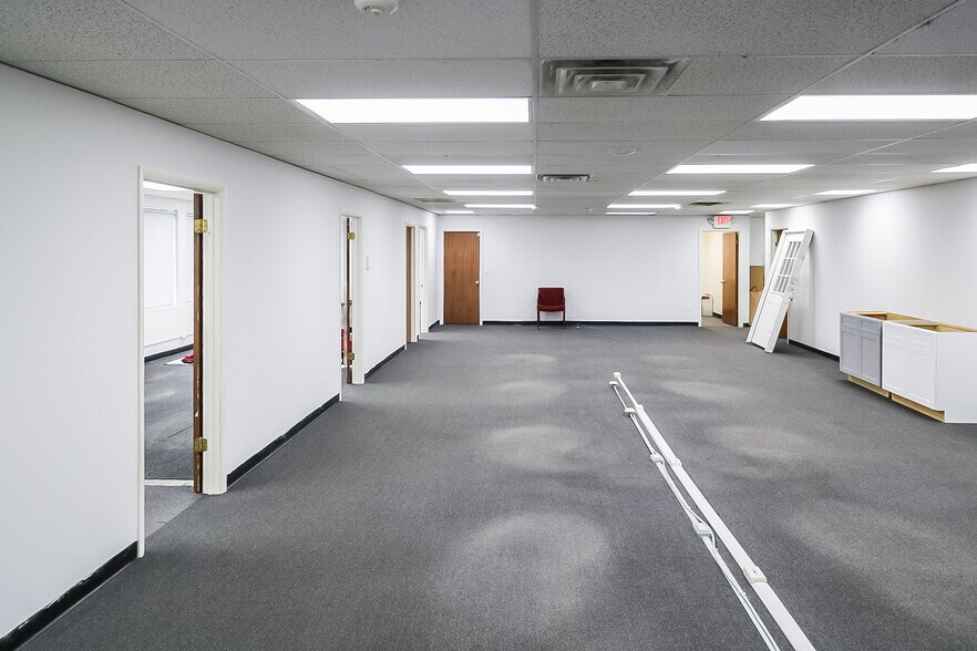 More Photos Of 200 Executive Blvd, Ossining Research And Development For Lease