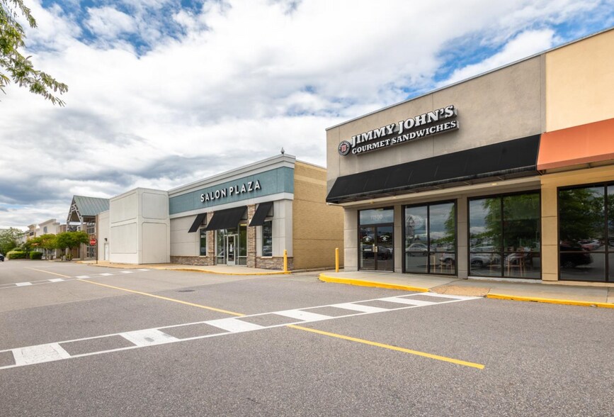 More Photos Of 11500 Midlothian Tpke, Richmond General Retail For Lease