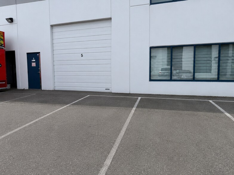 Primary Photo Of 27250 58th Cres, Langley Twp Warehouse For Lease