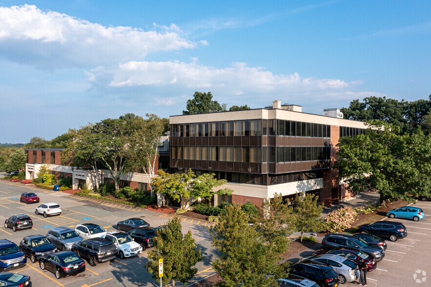 More Photos Of 10 Forbes Rd, Braintree Office For Lease