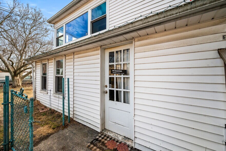 More Photos Of 217 White Ave, Linwood Apartments For Sale