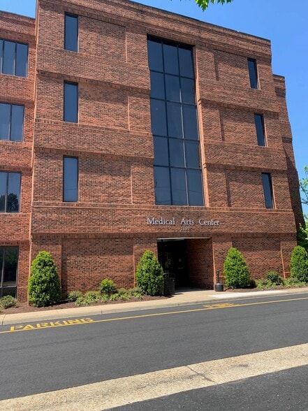 More Photos Of 1101 First Colonial Rd, Virginia Beach Medical For Lease