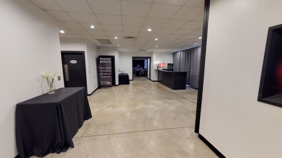 More Photos Of 1939 E Diedrich Ave, Wichita Warehouse For Sale