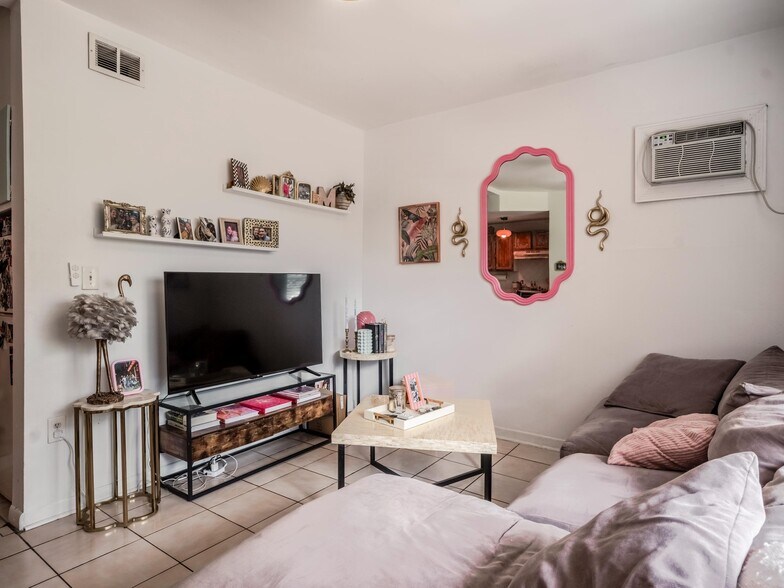 More Photos Of , Miami Beach Multifamily For Sale