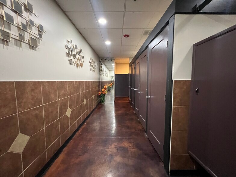 More Photos Of 3181 W Alameda Ave, Denver General Retail For Sale