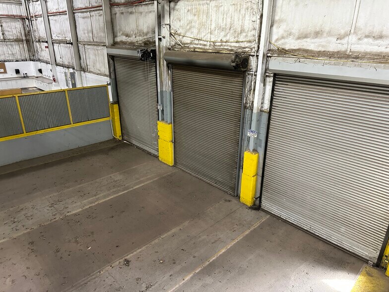 More Photos Of 2812 Hegan Ln, Chico Light Distribution For Lease