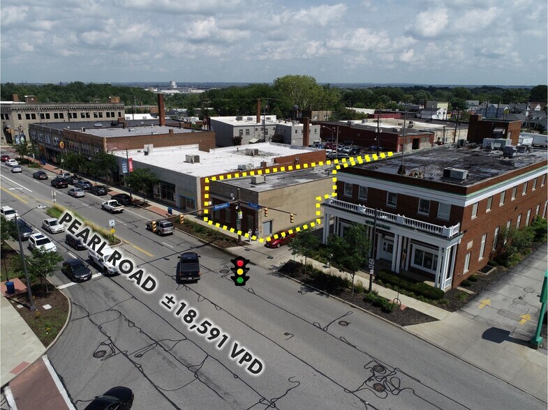 More Photos Of 4209-4221 Pearl Rd, Cleveland General Retail For Lease