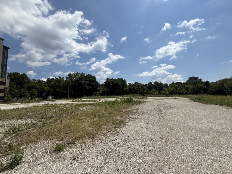 More Photos Of 1300 Meeting Street Rd, North Charleston Land For Lease